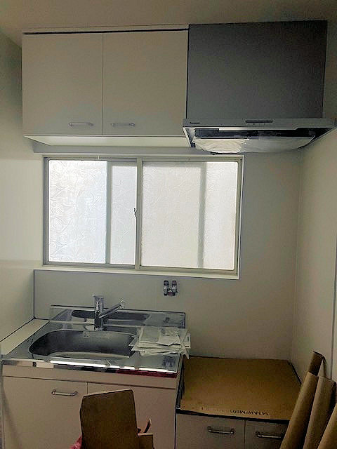 キッチン　キッチン　改装中