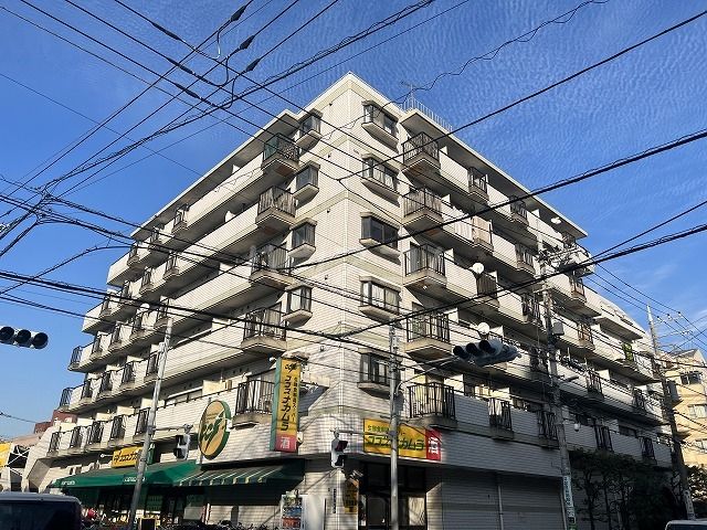 東京都葛飾区青戸４（マンション）の賃貸物件の外観