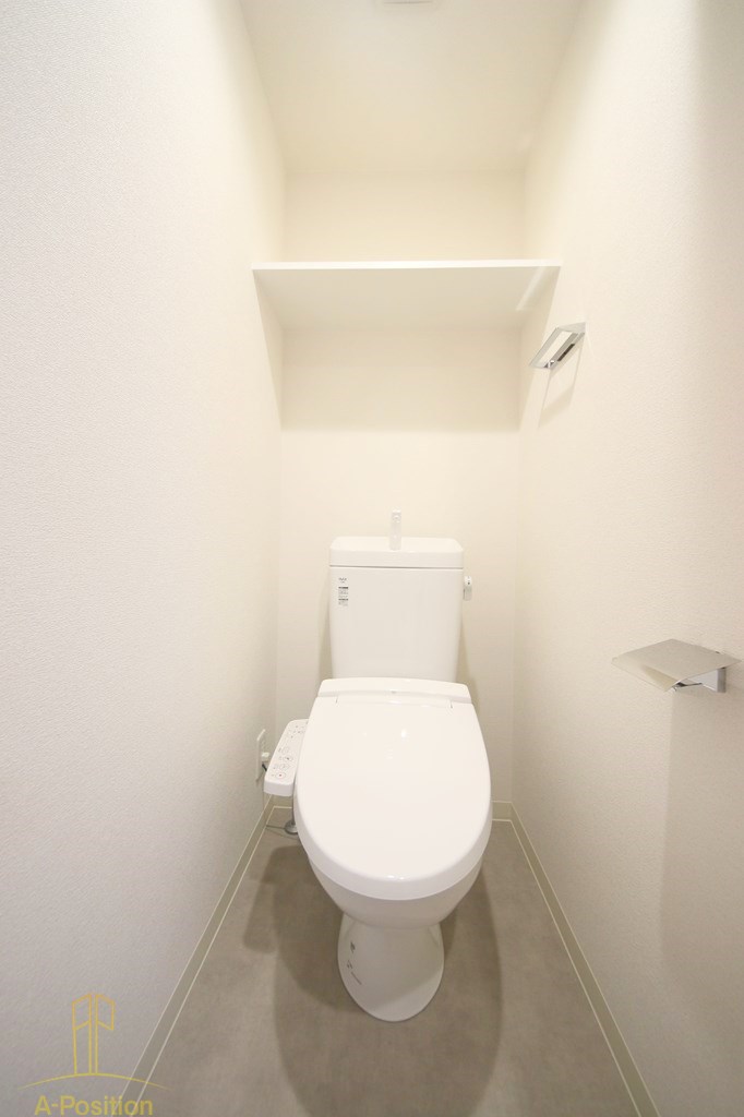 トイレ　プレサンスOSAKA東中本エシデル