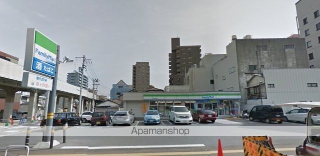 コンビニ　ファミリーマート栗林公園前店（コンビニ）まで204m