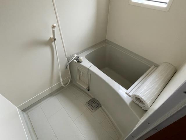 バス・シャワールーム　ふろふた残地物です