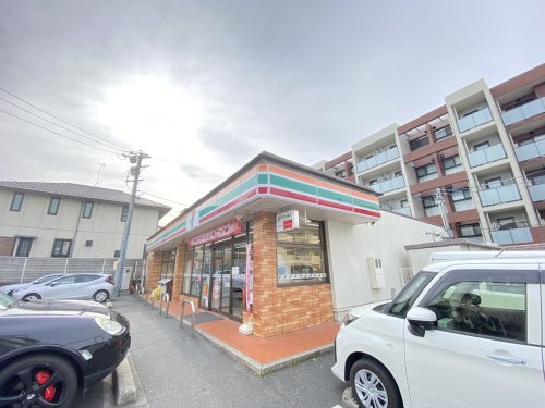 コンビニ　セブンイレブン 名古屋一社1丁目店（コンビニ）まで127m