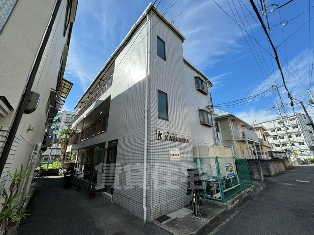 枚方市禁野本町のマンションの建物外観