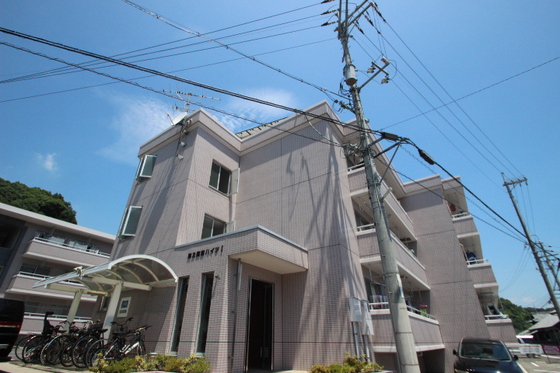 第２瀬田ハイツ　I号館の建物外観