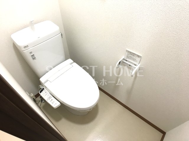 トイレ　落ち着いたトイレです 同型タイプ