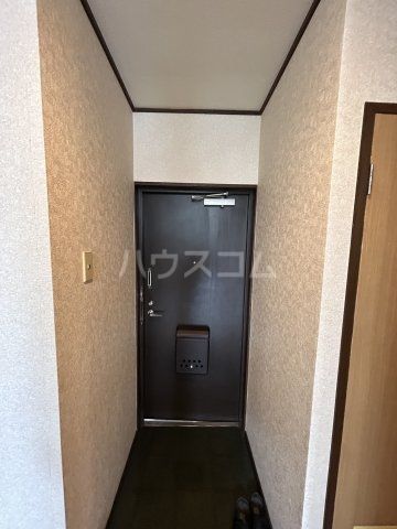 【カーサ元横の玄関】