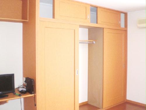 収納　大きなウォークインクローゼットが特徴です。