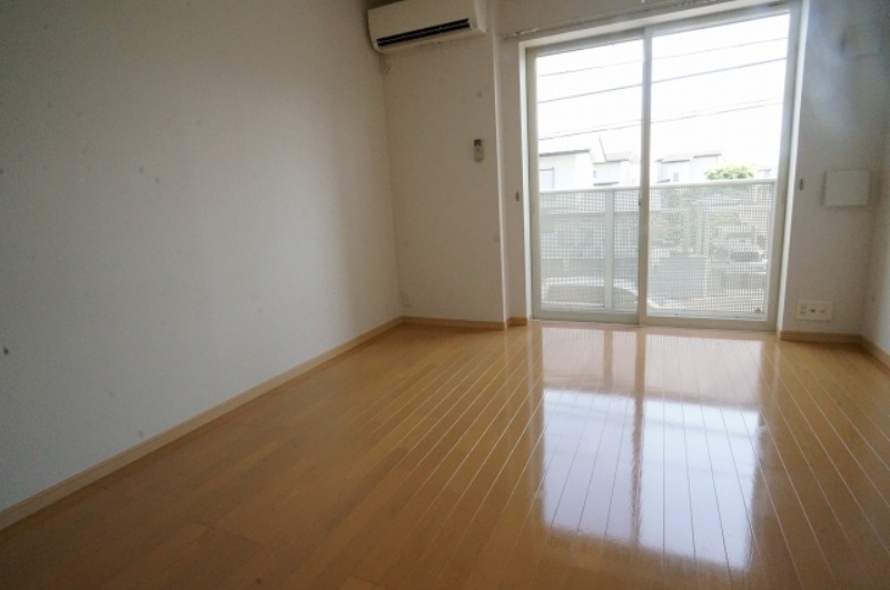 居室・リビング　図面と現状に相違がある場合には現状を優先