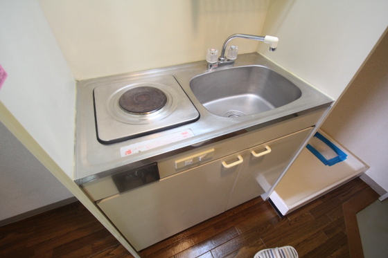 キッチン　※他部屋の写真を使用しております。