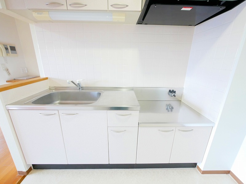 キッチン　広いキッチンスペースで料理が楽しくなります♪