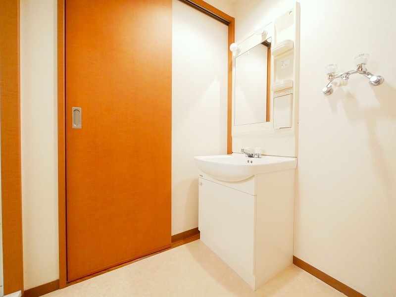 洗面設備　朝の身支度もこれがあれば安心♪