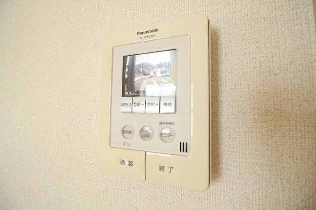 セキュリティ　モニター付きインターホンです