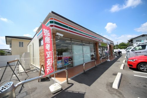 コンビニ　セブンイレブン鹿沼上日向店（コンビニ）まで1147m