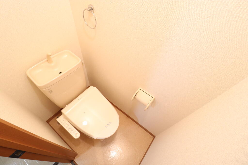 トイレ　清潔なトイレ