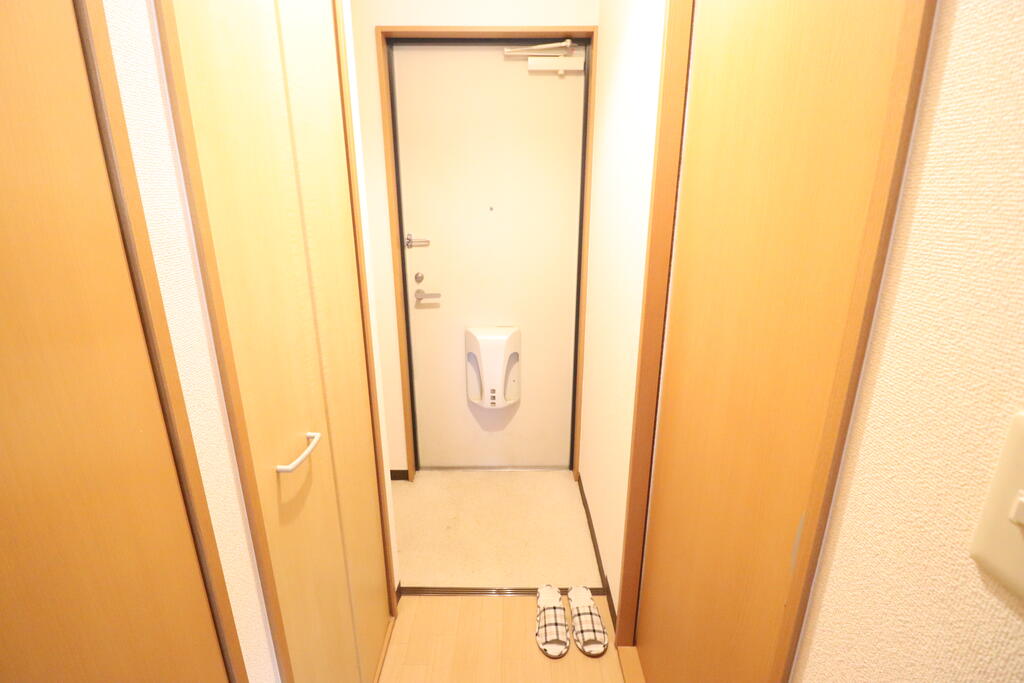 玄関　シューズボックスついてます