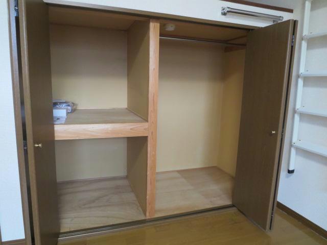 収納　居室収納