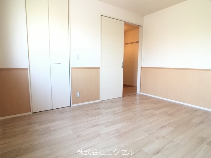 その他部屋・スペース　フローリングの室内です。