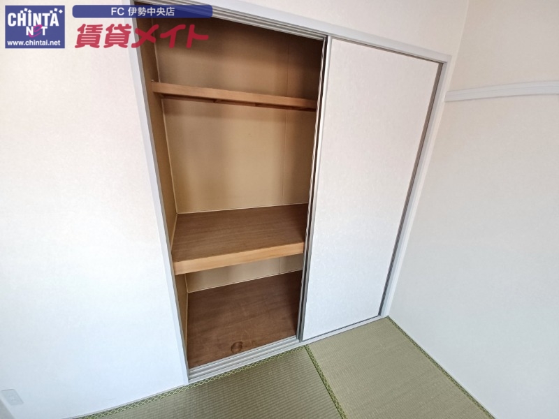収納　同物件別部屋の写真