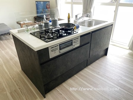 キッチン　オシャレなアイランドキッチン