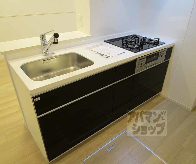 キッチン　１０３号室の写真です。