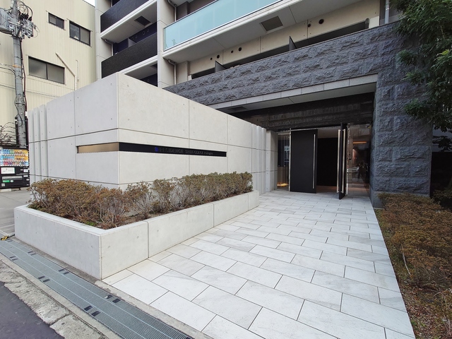 エントランス　エントランス・防犯カメラ・自動ドア・オートロック