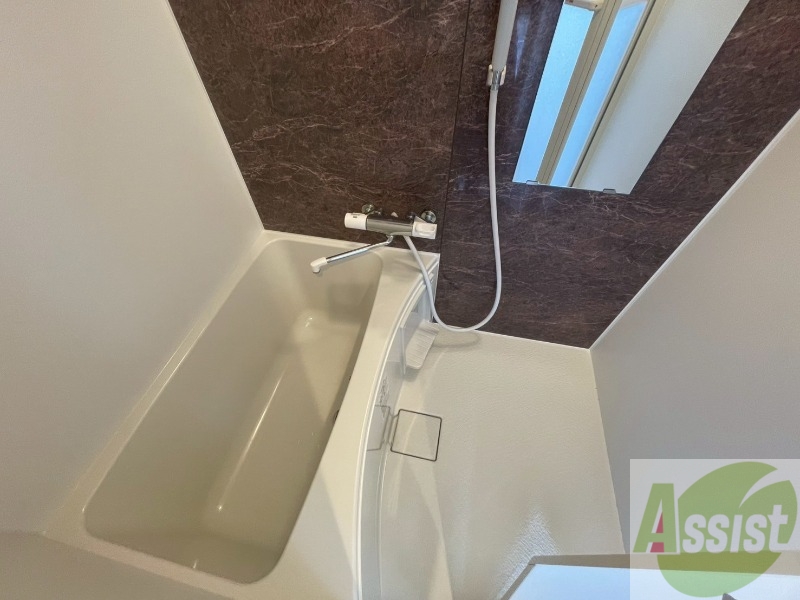 バス・シャワールーム　お風呂です！一日の疲れを癒してくださいね！