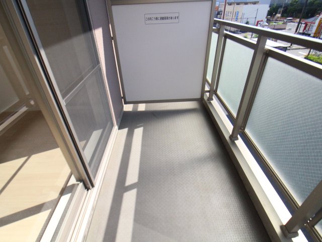 バルコニー　落ち着いた時間を過ごせるバルコニーです