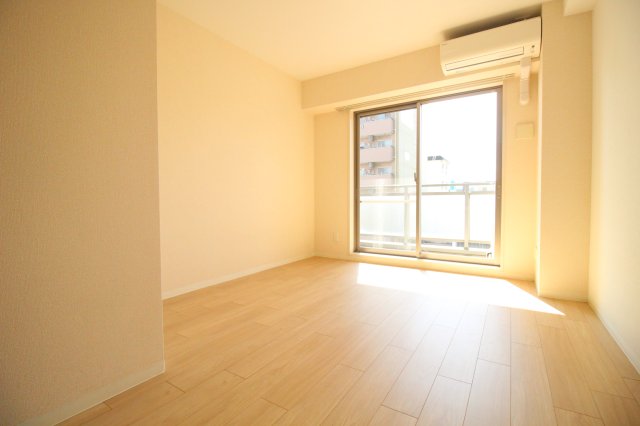 居室・リビング　おしゃれな居間です