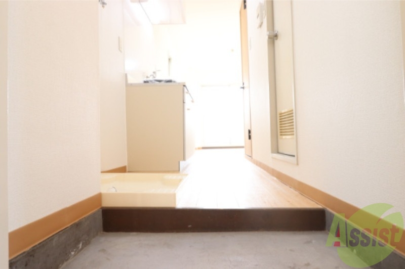 玄関　美しく心地よい日々が、より豊に暮らしを彩ってくれます