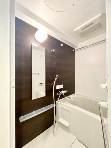 バス・シャワールーム　別部屋参考写真