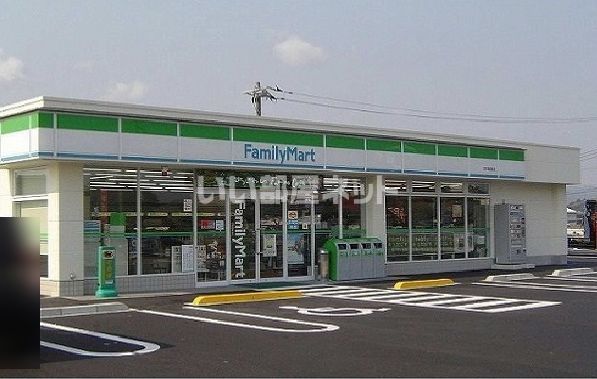 コンビニ　ファミリーマート 安来黒井田店（コンビニ）まで4115m
