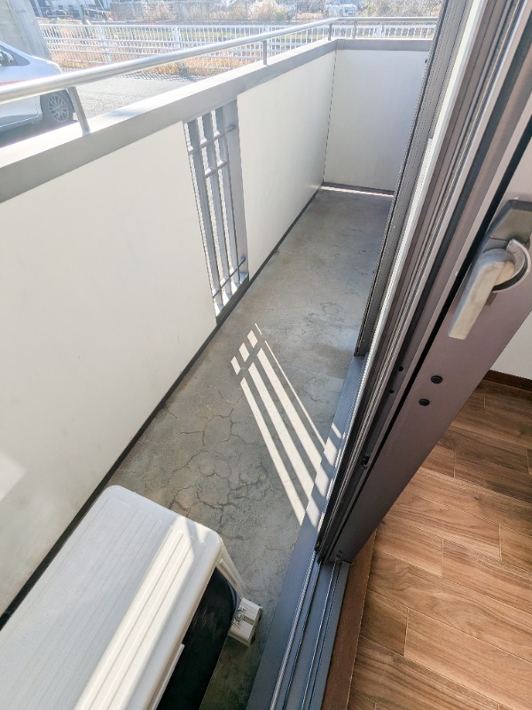 バルコニー　図面と現状に相違がある場合には現状を優先