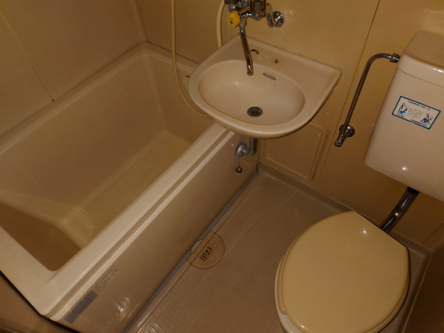 トイレ　ユニットバス