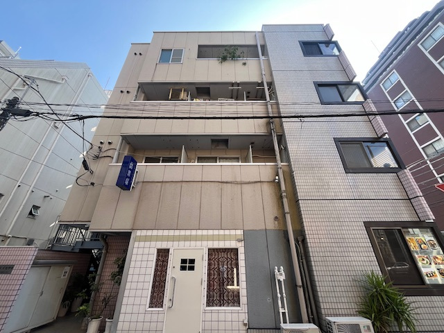 建物外観　視認性の高い外観