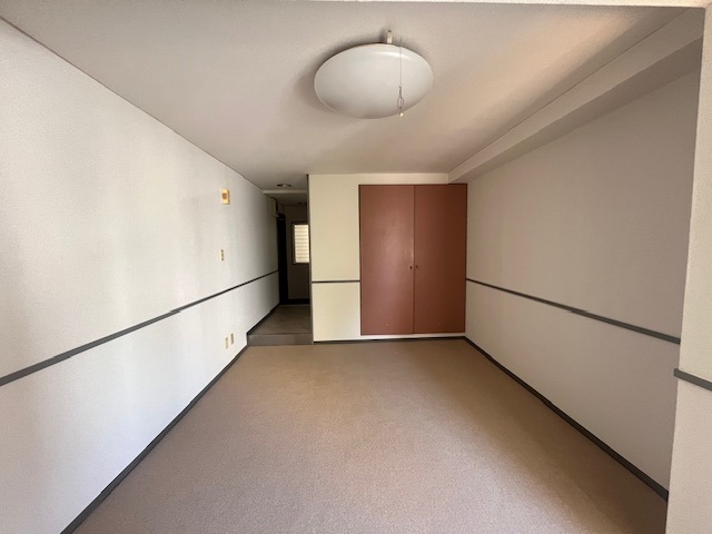 居室・リビング　家具の配置もしやすいシンプルな間取り。