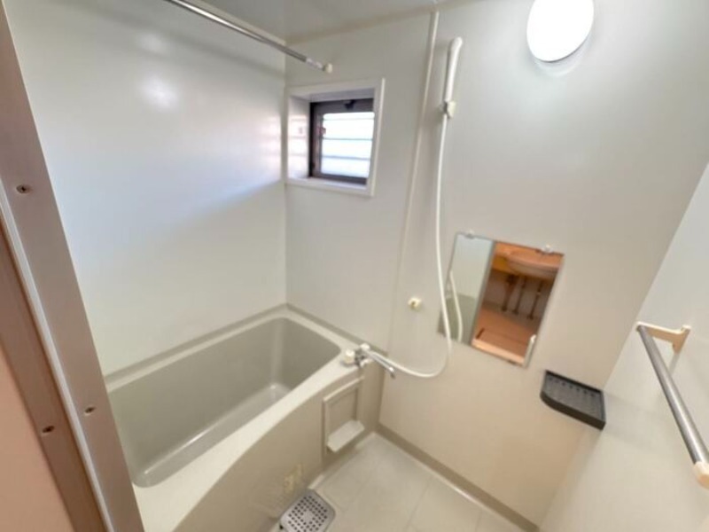 バス・シャワールーム　図面と現状に相違がある場合には現状を優先