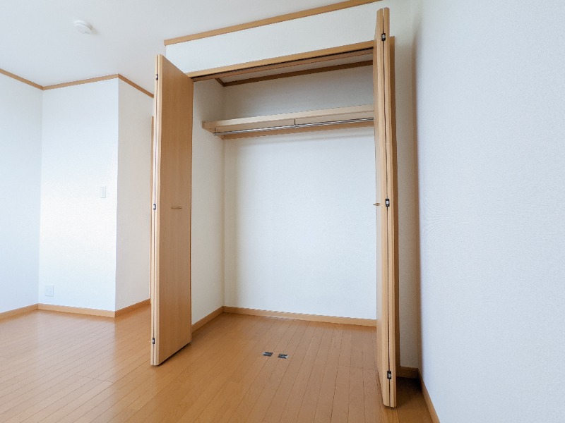 収納　図面と現状に相違がある場合には現状を優先