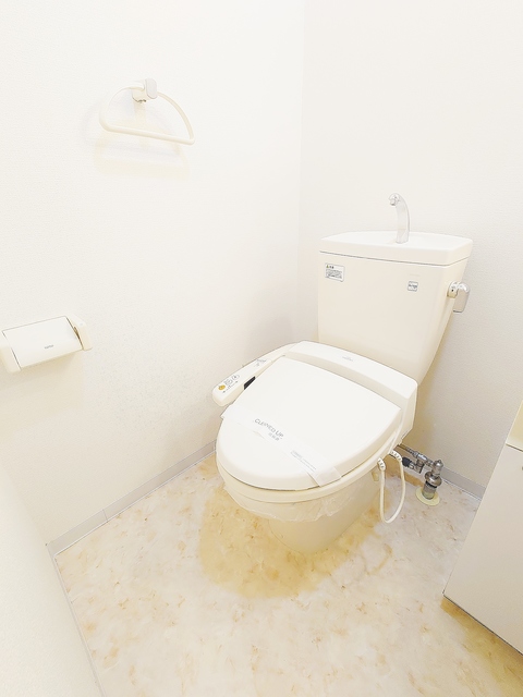 トイレ　暖房便座・シャワートイレ