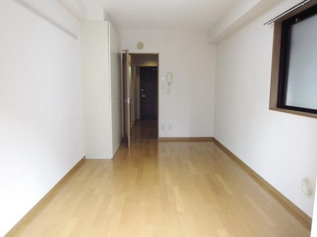 居室・リビング　★お問い合わせはタウンハウジング府中店まで★