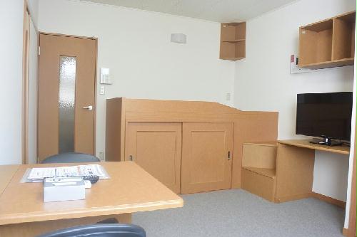 居室・リビング　2階は絨毯になります。