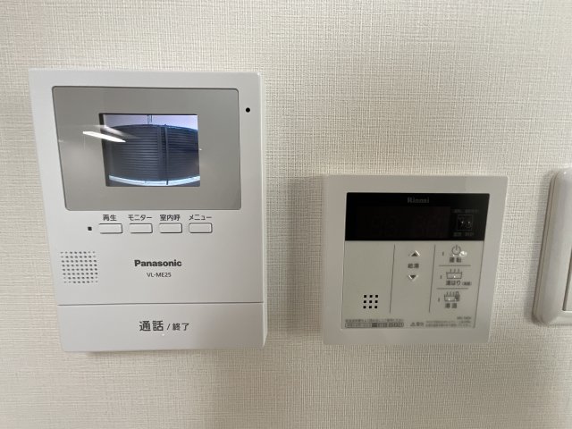 セキュリティ　モニター付きインターホン＆浴室設備です♪