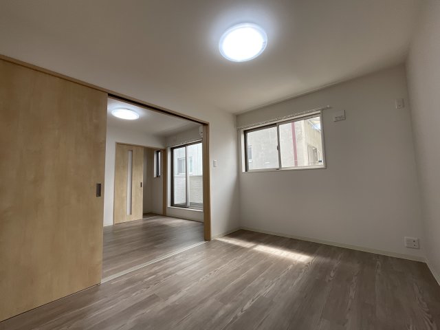 居室・リビング　使いやすいリビングです♪