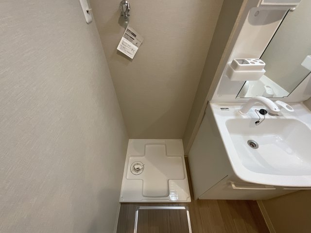 洗面設備　脱衣スペースもあります♪