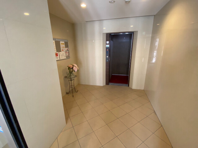 エントランス　エントランス部分