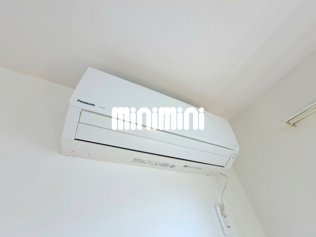 その他設備　エアコンついています。