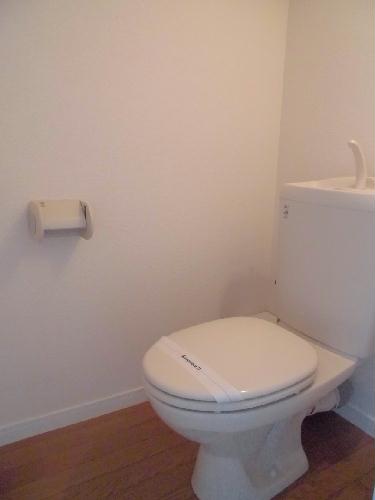 トイレ　バストイレ別