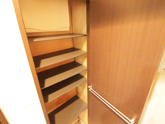 収納　別室の参考写真です。※現況優先