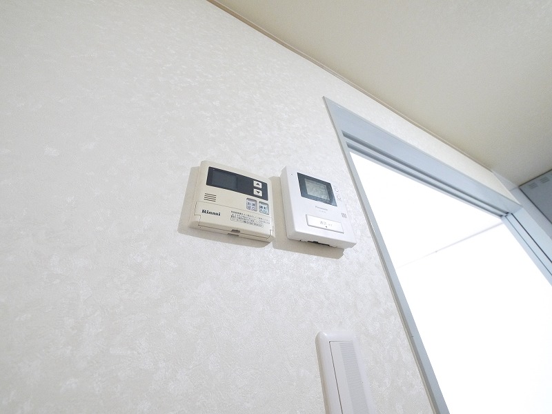 その他設備　給湯器です