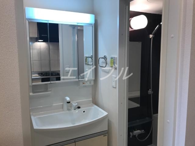 洗面設備　洗髪洗面化粧台