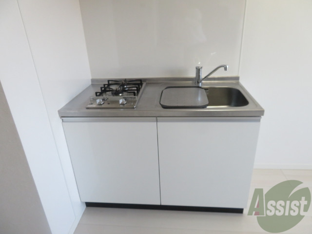 キッチン　初めからコンロが付いてますので、すぐに自炊を始められます。